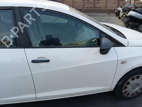 Used Right front door Right front door 38097209 38097209