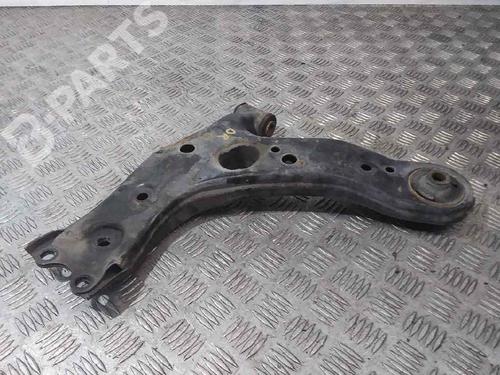 Used Right front suspension arm TOYOTA AURIS (_E15_) 2.0 D-4D (ADE150_, ADE150R) (126 hp) 10643412