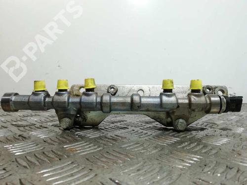 Used Injection rail FIAT DOBLO Cargo (263_) 1.3 D Multijet (90 hp) 9698098