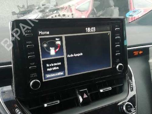 Radio TOYOTA COROLLA Hatchback (_E21_, _EA1_, _EH1_) 1.8 Hybrid (ZWE211) | BP16400916E6 