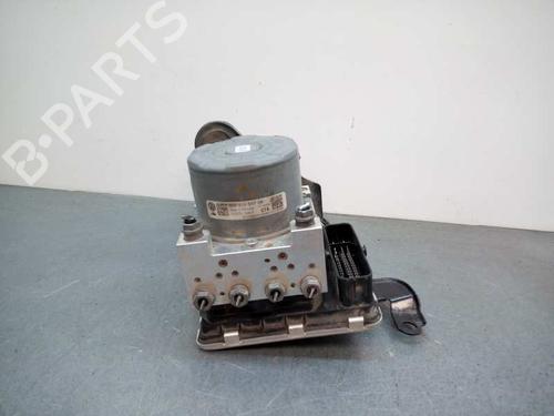 Used ABS pump SEAT LEON ST (5F8) 2.0 TDI 4Drive (150 hp) 13057633