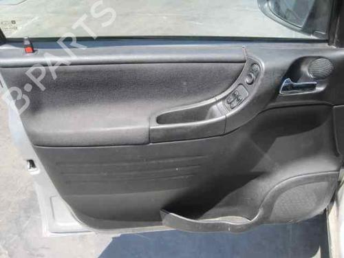 Bakluke lås OPEL ZAFIRA A MPV (T98) 2.2 DTI 16V (F75) | BP2361648C101 