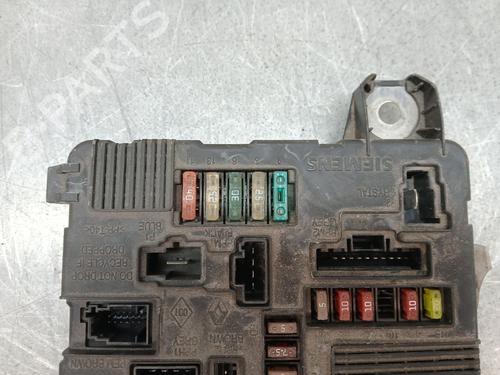 Fuse box RENAULT GRAND SCÉNIC II (JM0/1_) 1.9 dCi (JM0G, JM12, JM1G, JM2C) | BP32022758E1