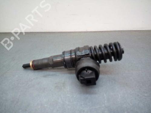 Injector VW TOUAREG (7LA, 7L6, 7L7) 2.5 R5 TDI | BP18236404M100 