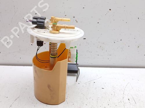 Used Fuel pump DACIA SANDERO 1.5 dCi (68 hp) 32992359
