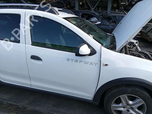 right-front-door-dacia-sandero-ii-2012-40194846 main image