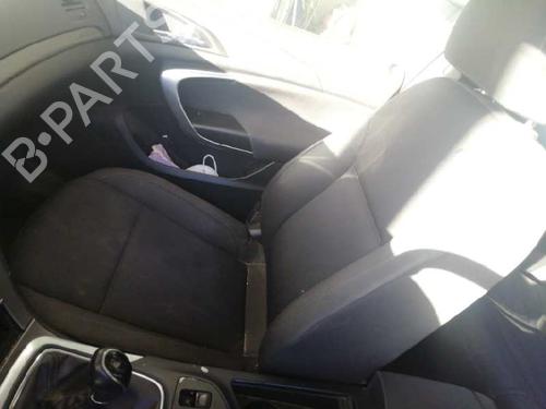 Used Right front seat OPEL INSIGNIA A (G09) 2.0 CDTI (68) (131 hp) 30081127