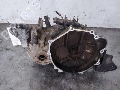 Used Gearbox HYUNDAI SONATA IV (EF) 2.0 16V (136 hp) 24980941