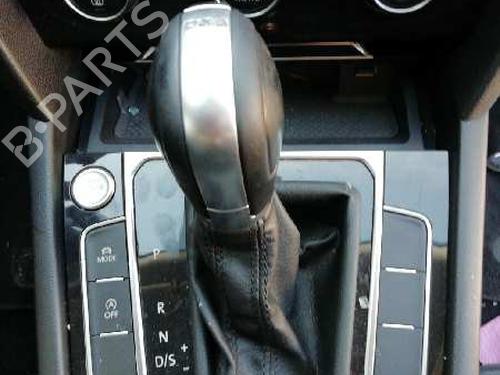 manual-gearbox-selector-vw-passat-b8-variant-3g5-cb5-20-tdi-selector-auto-dsg-2014-12172801 main image