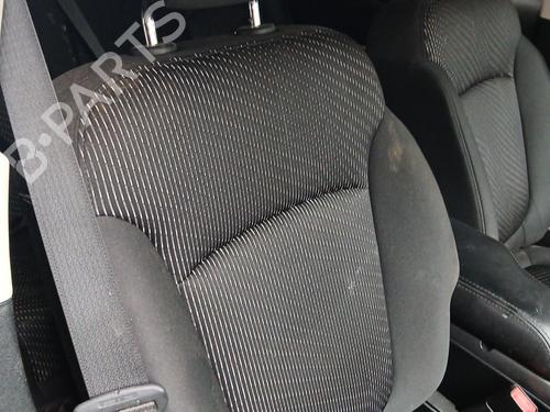 Used Right front seat FIAT FREEMONT (345_) 2.0 JTD (140 hp) 24668870