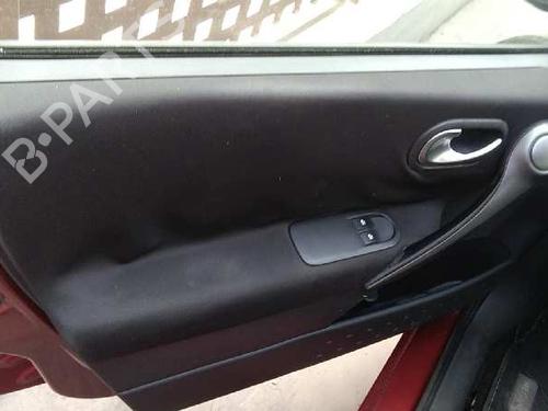 Fuse box RENAULT MEGANE II (BM0/1_, CM0/1_) 1.5 dCi (BM1E, CM1E) | BP2441407E1 
