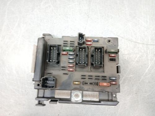Used Fuse box PEUGEOT 307 (3A/C) 1.6 16V (109 hp) 30437766