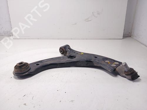 Right front suspension arm VOLVO XC40 (536) T2 | BP30872322M13