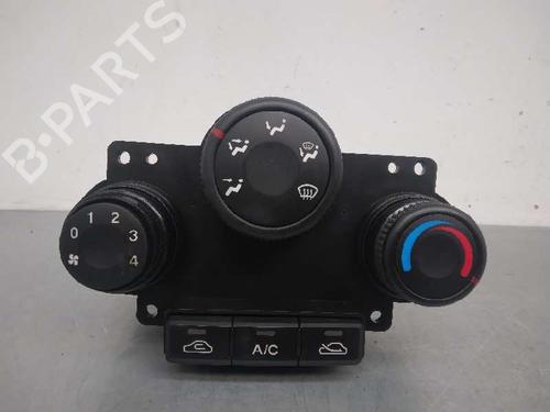 Used Climate control KIA CARENS II MPV (FJ) 2.0 CRDi (113 hp) 12529378