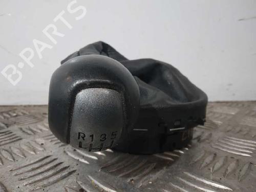 Gearstyring Manuel SEAT LEON (1P1) 2.0 TDI 16V (140 hp) 1P07111134 | CON | GUARDAPOLVO