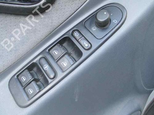Nebelscheinwerfer links SEAT TOLEDO II (1M2) 1.9 TDI | BP2358393C30 