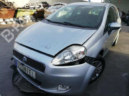 Fuse box FIAT GRANDE PUNTO (199_)  | BP6821882E1 