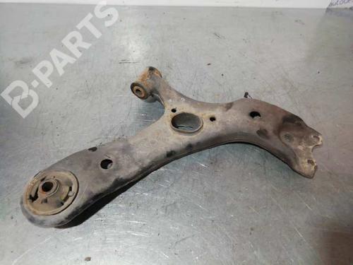Used Right front suspension arm TOYOTA COROLLA Saloon (_E15_) 1.4 D-4D (NDE150) (90 hp) 6071699