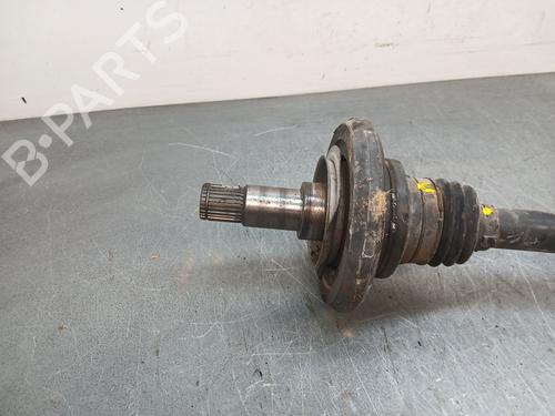 Left rear driveshaft MERCEDES-BENZ C-CLASS (W205) C 200 BlueTEC / d (205.037) | BP28602091M40 