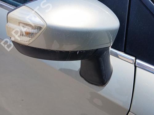 Right mirror FORD KUGA I 2.5 4x4 BP26144757C27