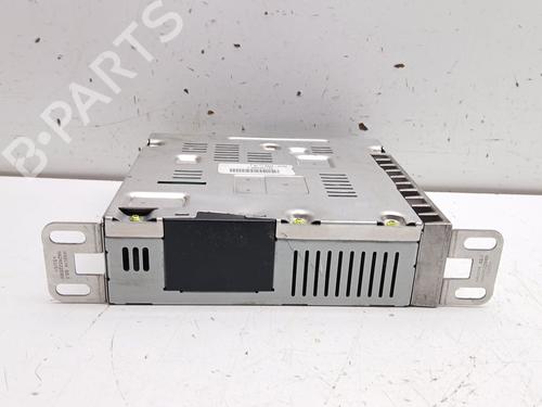 Used Radio RENAULT KADJAR (HA_, HL_) 1.3 TCe 140 (HLNB, HLN1) (140 hp) 31623639