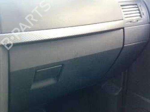Rear fog light OPEL MERIVA A MPV (X03) 1.7 CDTI (E75) | BP4243483C37 