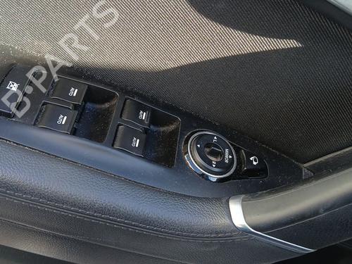 Left front window switch HYUNDAI i40 I CW (VF) 1.7 CRDi | BP30769693I27