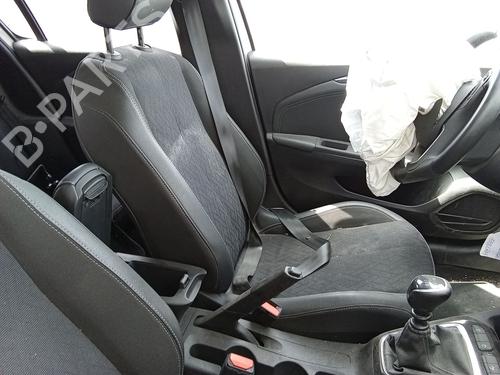 left-front-seat-opel-corsa-f-p2jo-2019-39610834 main image