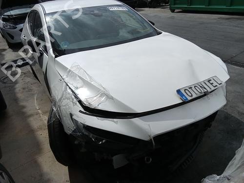 Handskerum MAZDA 3 Hatchback (BP) 2.0 SKYACTIV-G M Hybrid | BP39621257C95 - Image 3