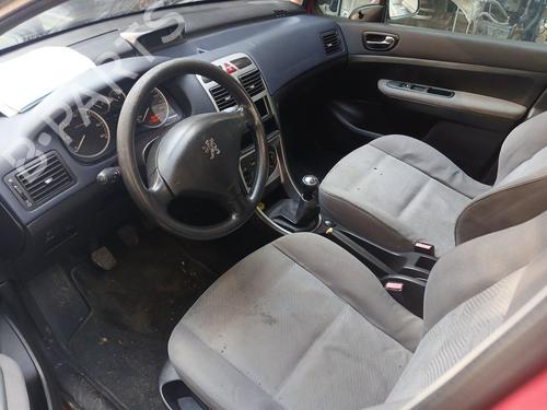 Left taillight PEUGEOT 307 (3A/C) 1.4 HDi | BP31097060C34 