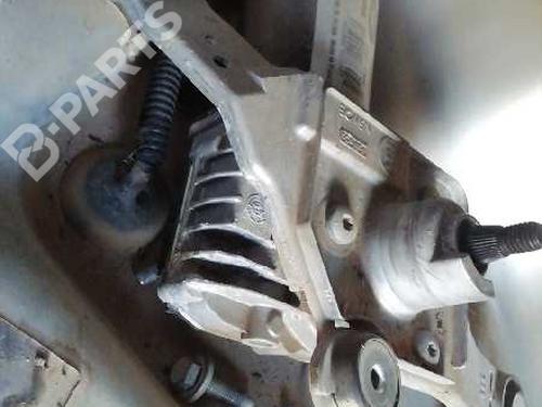 Used Front wiper motor FORD KUGA II (DM2) 1.5 TDCi (120 hp) 9907127