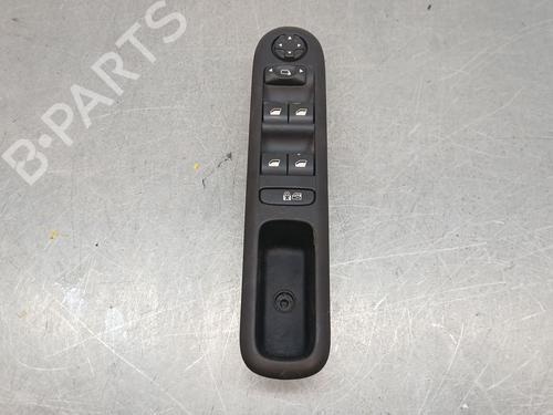 Used Left front window switch Left front window switch PEUGEOT 3008 I MPV (0U_) 1.6 HDi (112 hp) 39009647 39009647