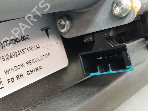 Rudehejsemekanisme Højre foran TESLA MODEL 3 (5YJ3)  | BP30975271C23 