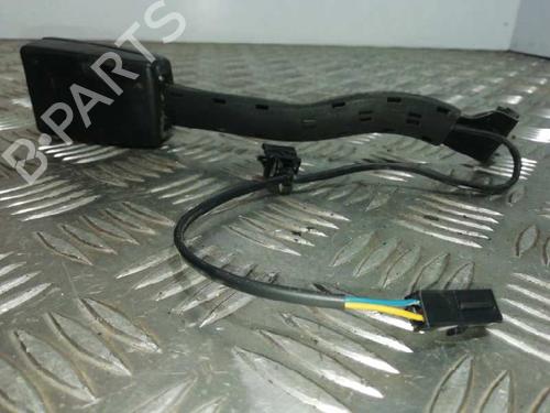 Used Seat buckle SEAT LEON (1P1) 1.9 TDI (105 hp) 14250583