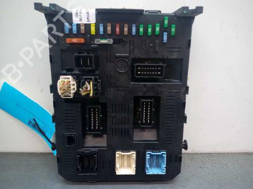 Used Fuse box CITROËN C4 Coupe (LA_) [2004-2013]  18786466