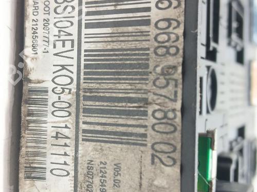 Fuse box PEUGEOT 308 I (4A_, 4C_) 1.6 16V | BP31679620E1 