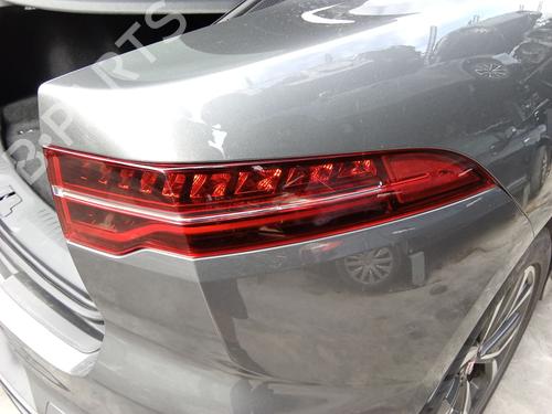 right-taillight-jaguar-i-pace-x590-2018-40534234 main image