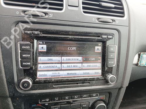 Radio VW GOLF VI (5K1) 1.6 TDI | BP24885513E6 - Image 2