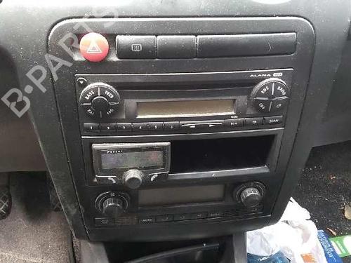 Left mirror SEAT IBIZA III (6L1) 1.4 16V | BP2419303C26 
