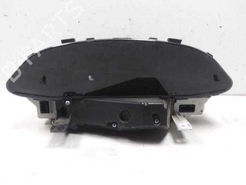 Used Instrument cluster TOYOTA YARIS (_P9_) 1.3 VVT-i (SCP90_, SCP90R) (87 hp) 13901017