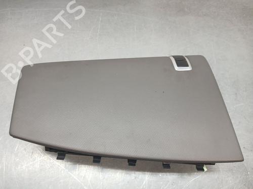 Used Glove box Glove box 39147368 39147368