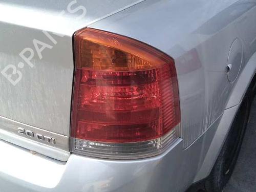 Fuse box OPEL VECTRA C (Z02) 2.0 DTI 16V (F69) | BP3421203E1 