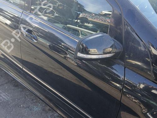 Used Right front door Right front door 31679631 31679631