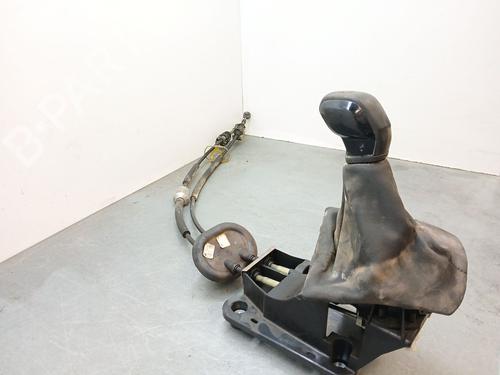 Gear lever PEUGEOT 208 I (CA_, CC_) 1.2 VTI 82 | BP27838546M90