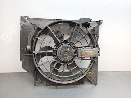 Used Radiator fan Radiator fan 38621526 38621526