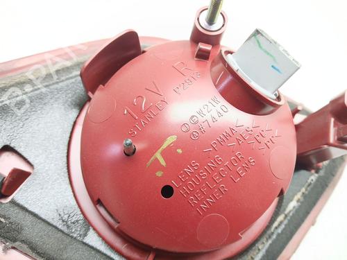 Højre baklys, luke MAZDA 3 Saloon (BK) 1.6 DI Turbo (BK12Y) | BP31065545C80 