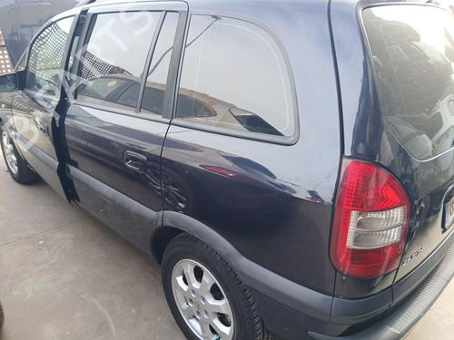 Left taillight OPEL ZAFIRA A MPV (T98) 2.0 DTI 16V (F75) | BP23142120C34 