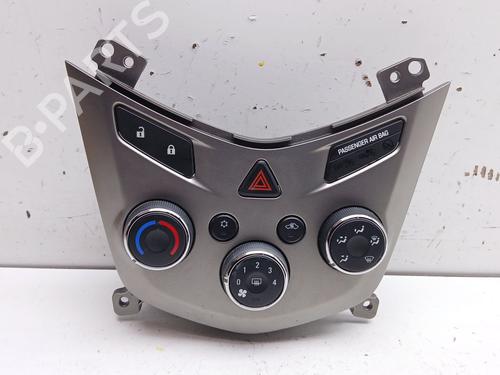 Used Climate control Climate control 36238434 36238434