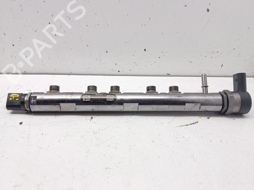 Used Injection rail Injection rail BMW 1 (F20) 116 d (116 hp) 40044710 40044710