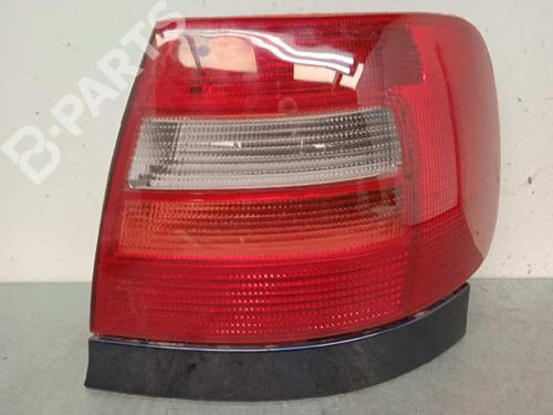 Used Right taillight Right taillight AUDI A4 B5 (8D2) 1.9 TDI (90 hp) 10228151 10228151